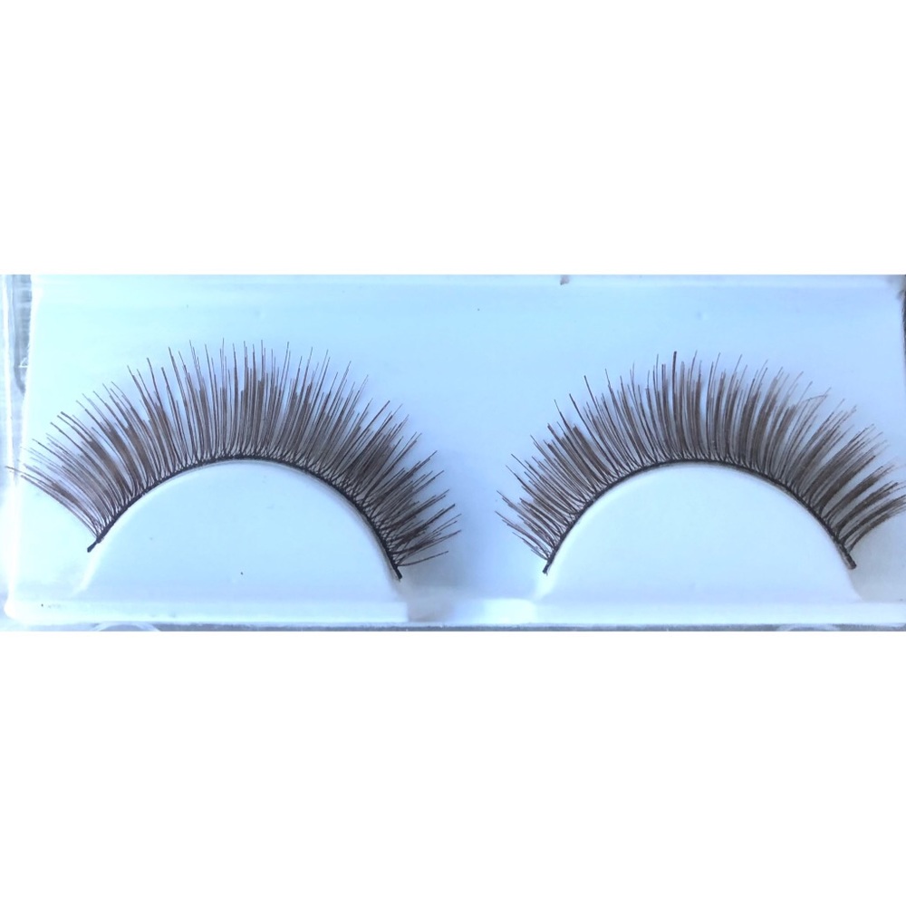 False Lashes + Adhesive : Style 024 Full Brown
